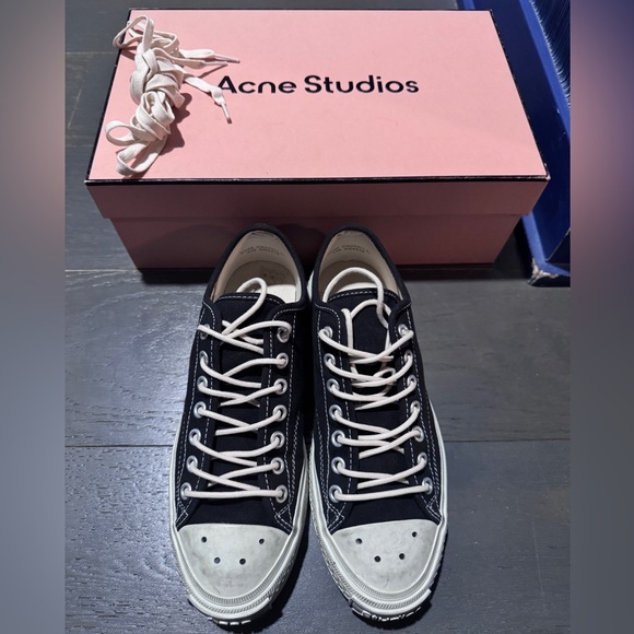 Acne Studios LOW TOP SNEAKERS - Picture 1 of 4